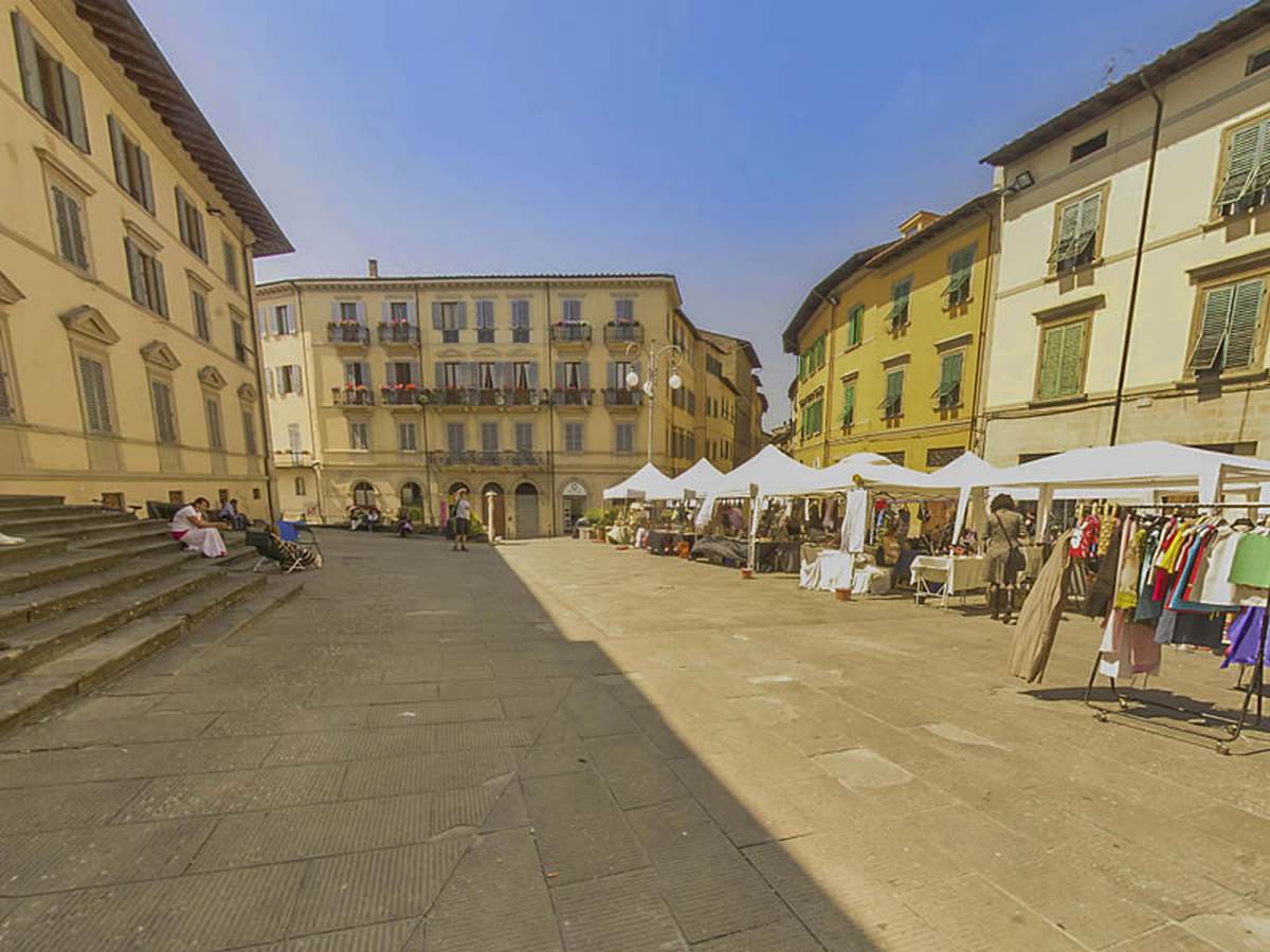 Piazza della Badia