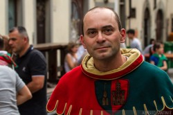 Vestizione al quartiere AS ph