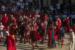 2021 09 05 giostra in piazza 059
