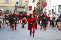 2022 09 04 sfilata sosta quartiere 144
