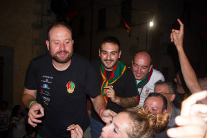 Un quartiere in festa 0078
