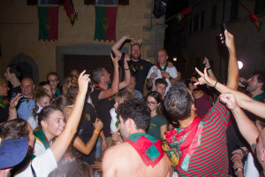 Un quartiere in festa 0093