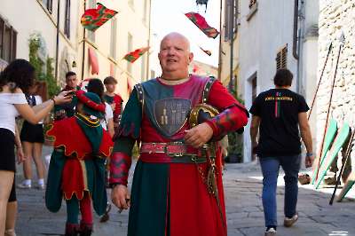 Attesa preparativi giostra settembre 2025   014