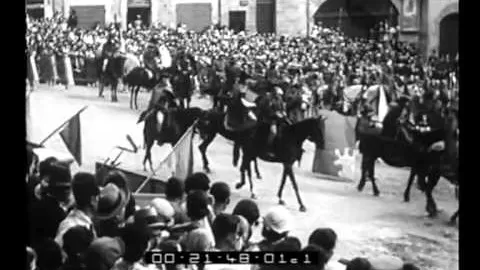 Arezzo. Rinnovano la tradizione della "Giostra del saracino" 1933 - SBezyOveMq8