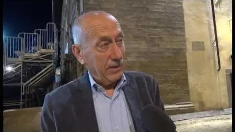 Giostra, lo storico araldo Chiericoni racconta la storia del fatidico "Ma" - UzAESenf8Ns