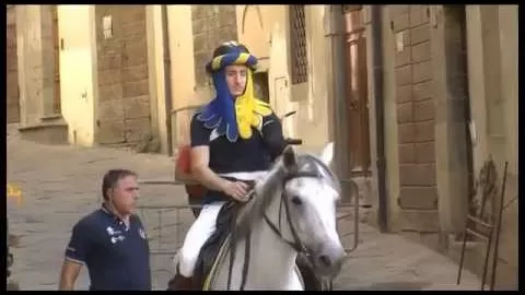 Saracino, in piazza Grande secondo giorno di prove per i giostratori - b4hL7ipvknA
