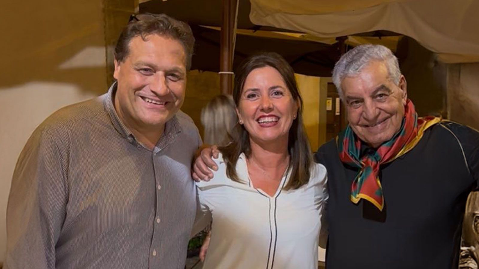 Zahi Hawass ospite ad Arezzo: Il fazzoletto rossoverde al collo alle Logge Vasari