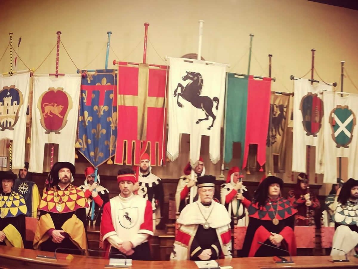 Dediche, targhe e premi della XXVa edizione della cerimonia di premiazione dei Giostratori